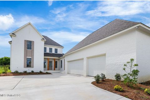 Homes For Sale - 135 Genoa Drive<br/> Madison, MS 39110