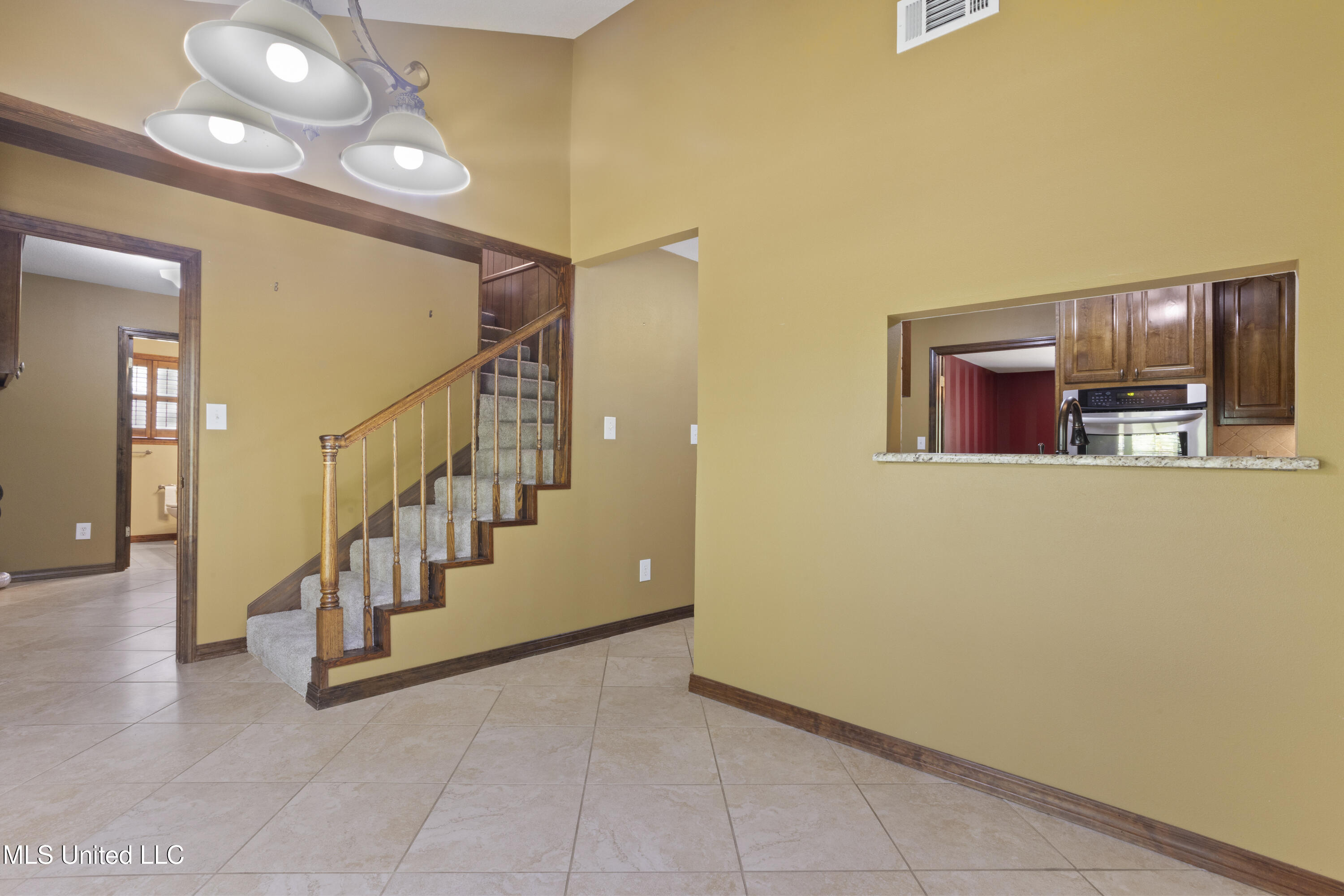 1410 Bay Ridge Drive, Gautier, Mississippi image 14