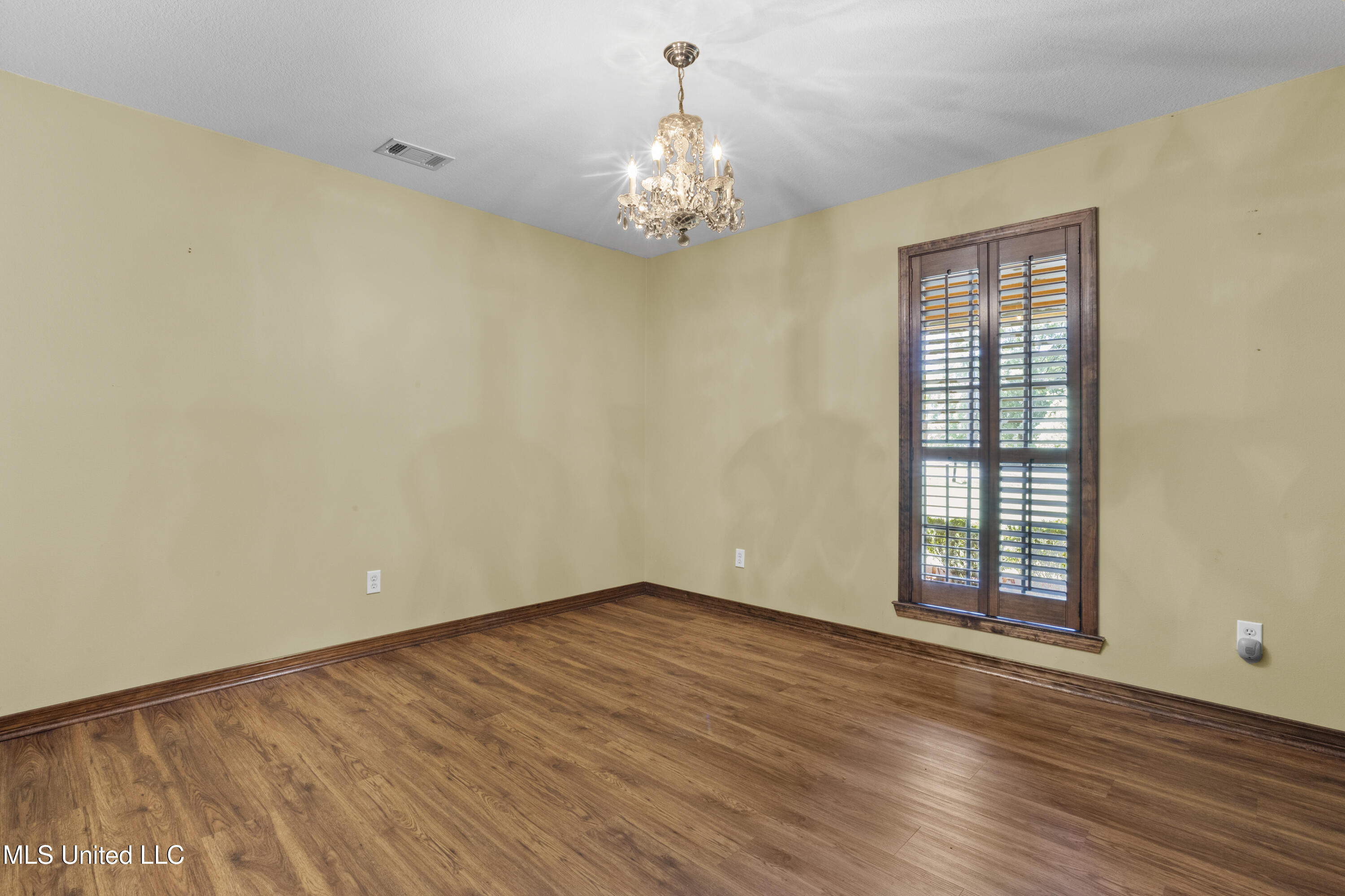 1410 Bay Ridge Drive, Gautier, Mississippi image 32