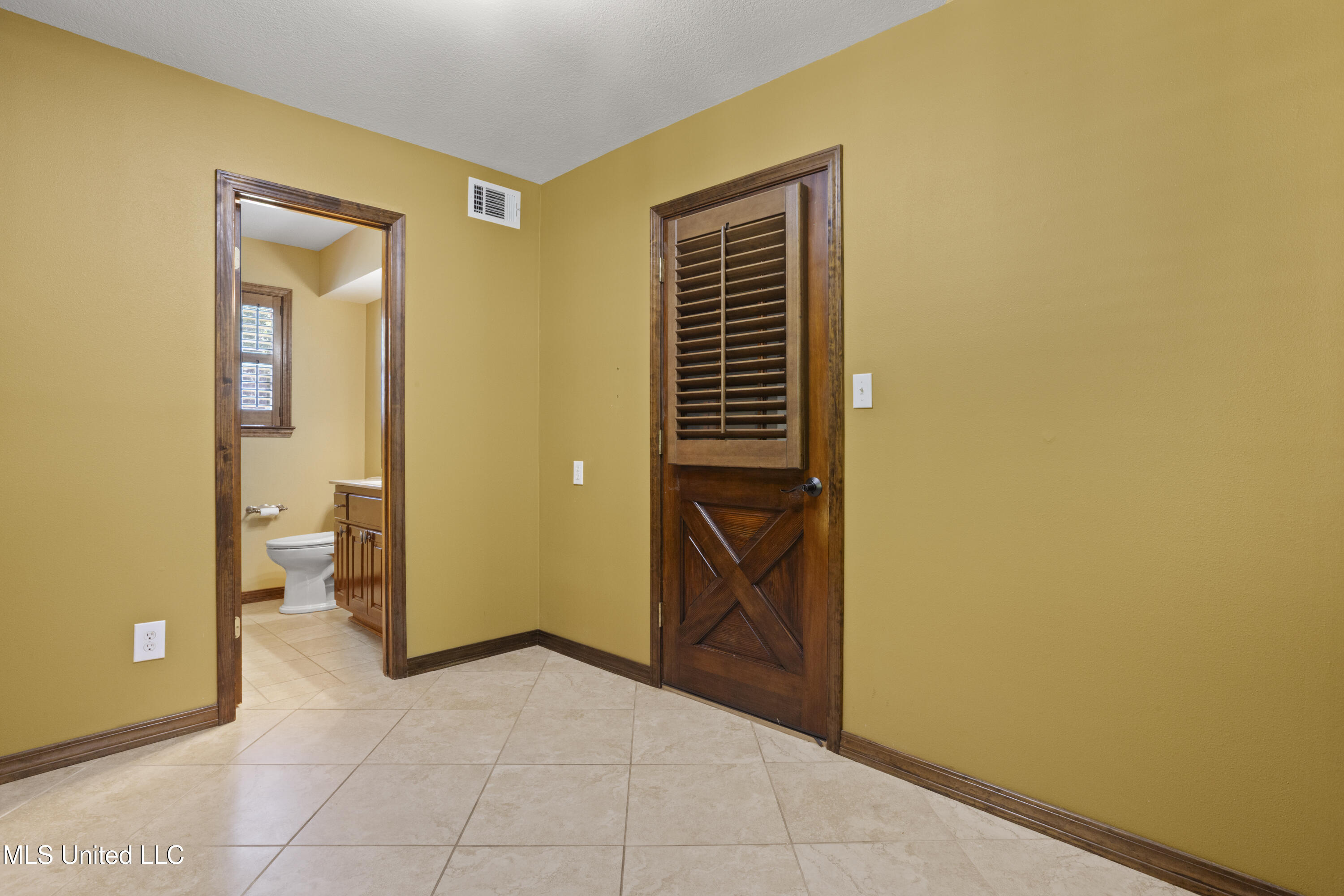1410 Bay Ridge Drive, Gautier, Mississippi image 38