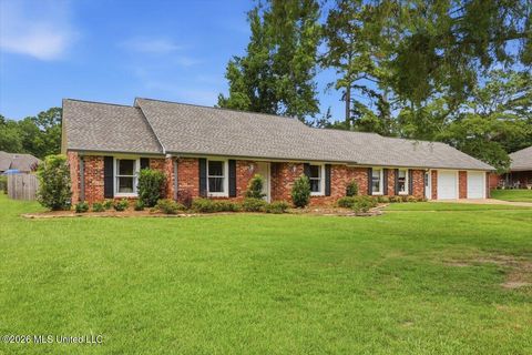 Homes For Sale - 50 Peachtree Lane<br/> Madison County, Madison, MS 39110