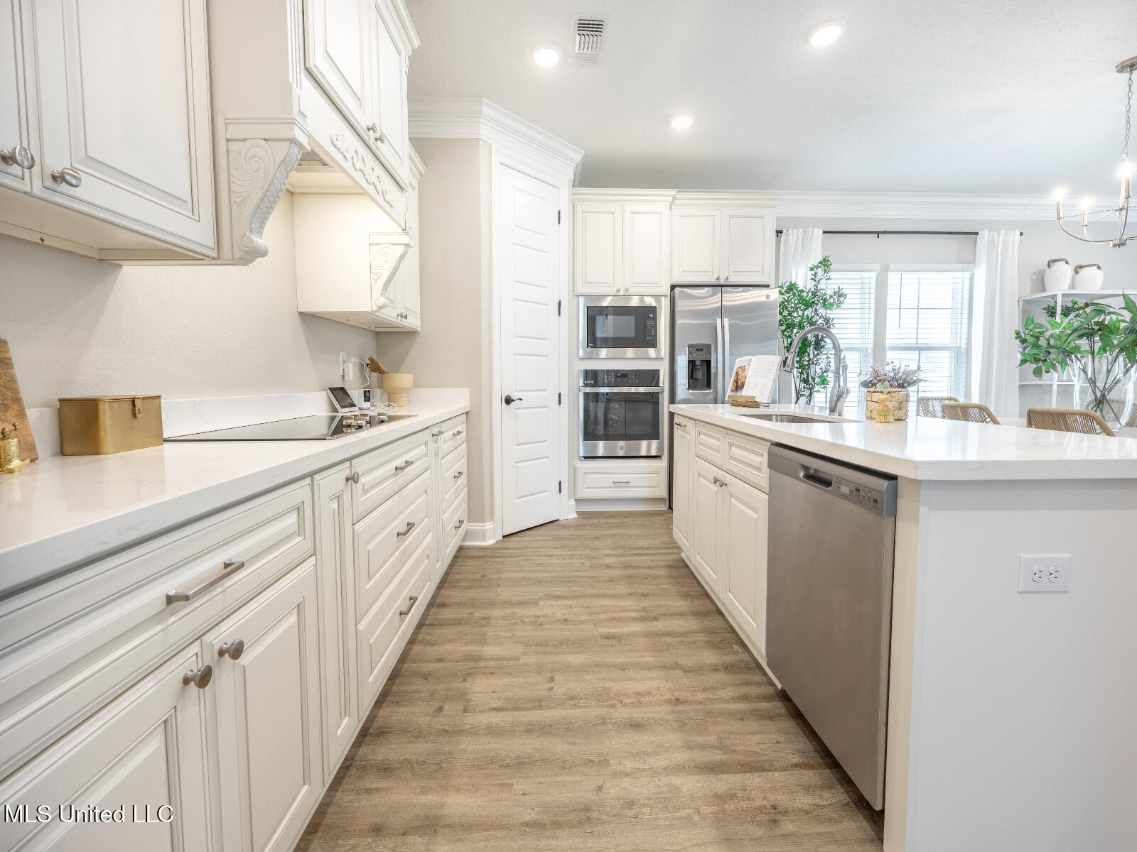 132 Everly Circle, Ocean Springs, Mississippi image 3
