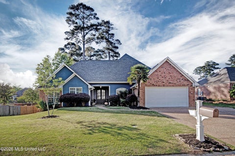Homes For Sale - 519 Ridge Circle<br/> Brandon, MS 39047