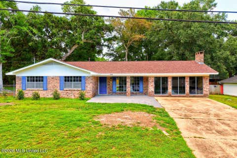 Homes For Sale - 12908 Hanover Drive<br/> Ocean Springs, MS 39564