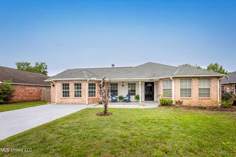 Single Family Residence in Ocean Springs MS 3525 11th Street.jpg