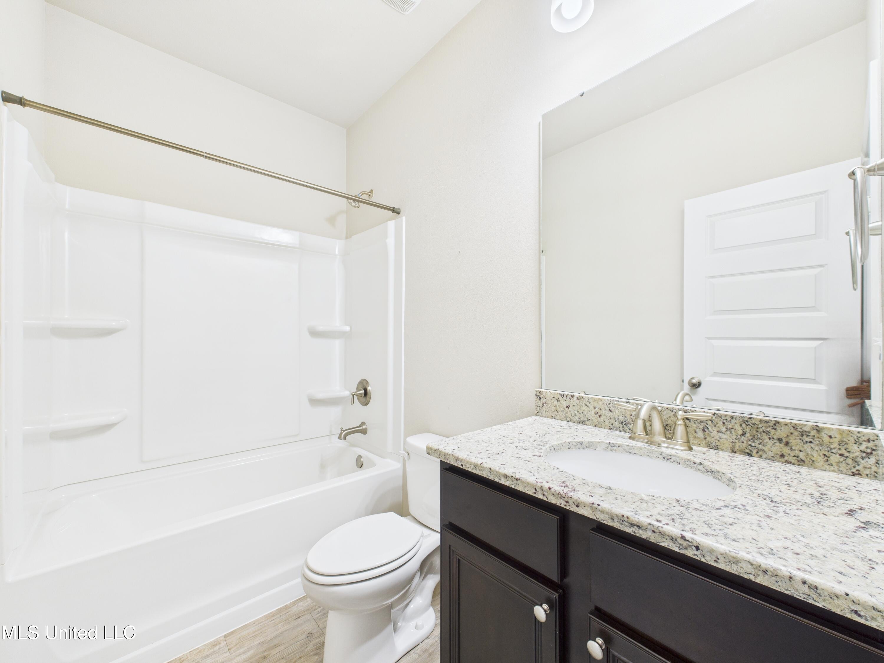 122 Clear Springs Circle, Ocean Springs, Mississippi image 31