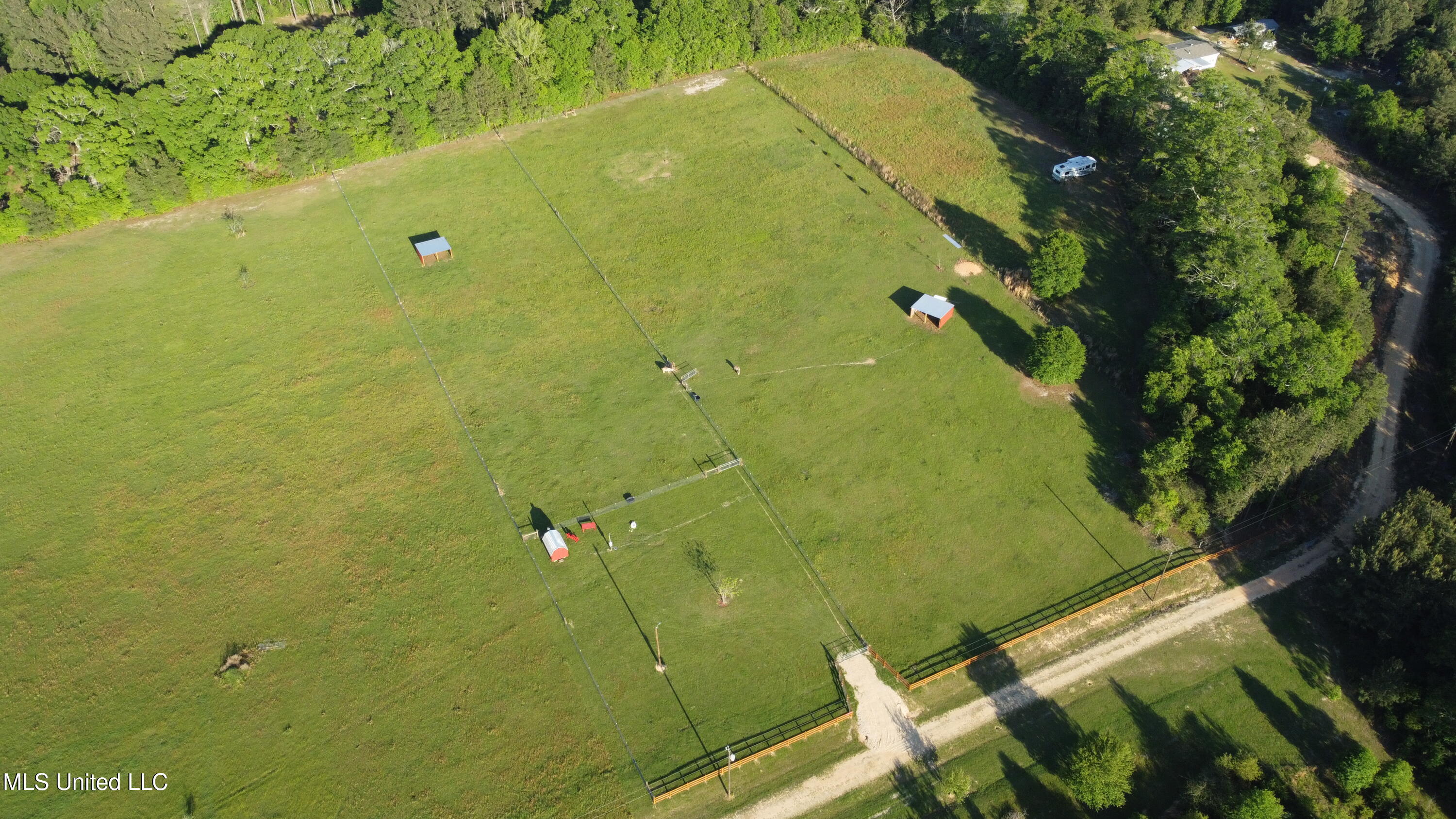 33 Lilliemae Ln, Poplarville, Mississippi image 2