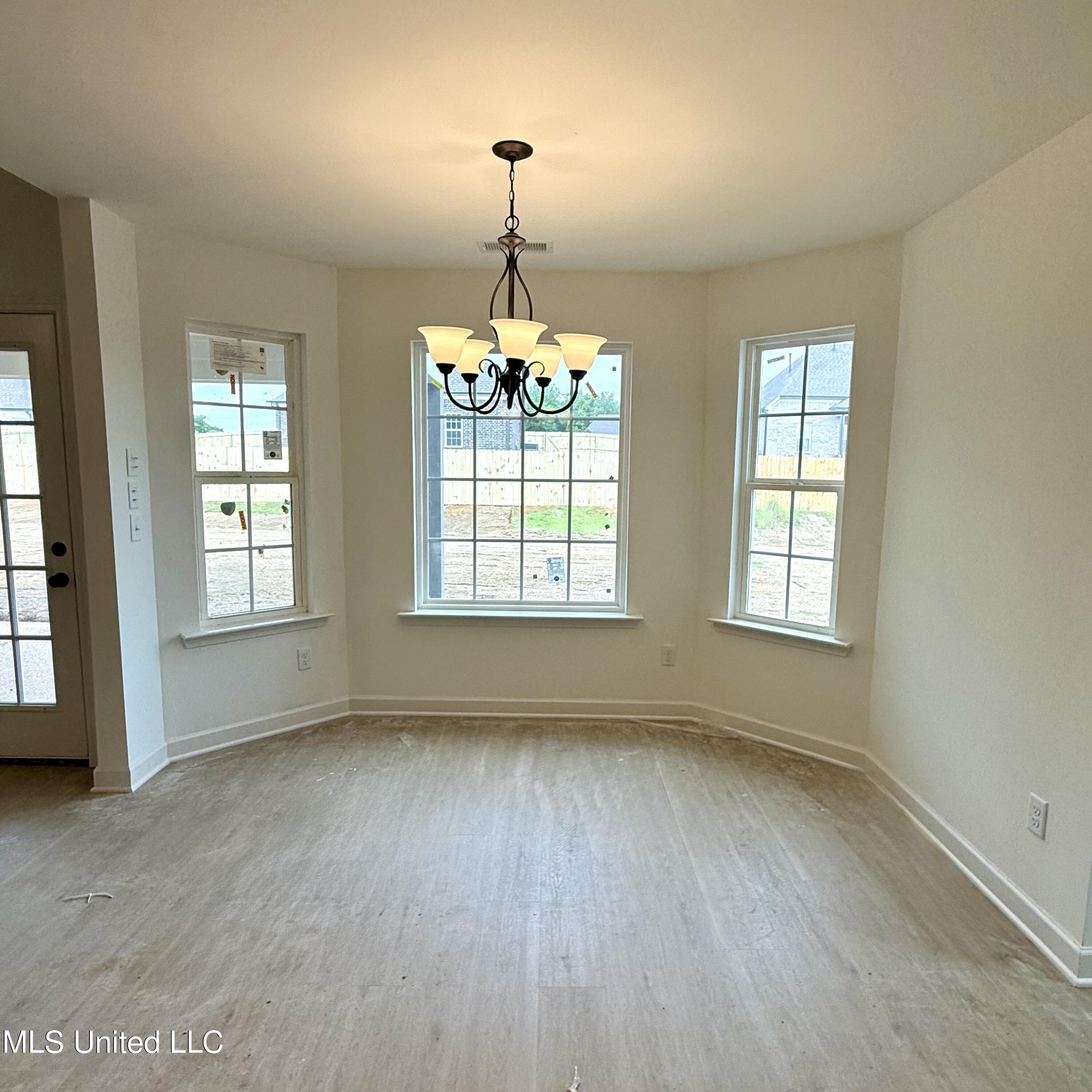 8905 Tucker Lane, Southaven, Mississippi image 18