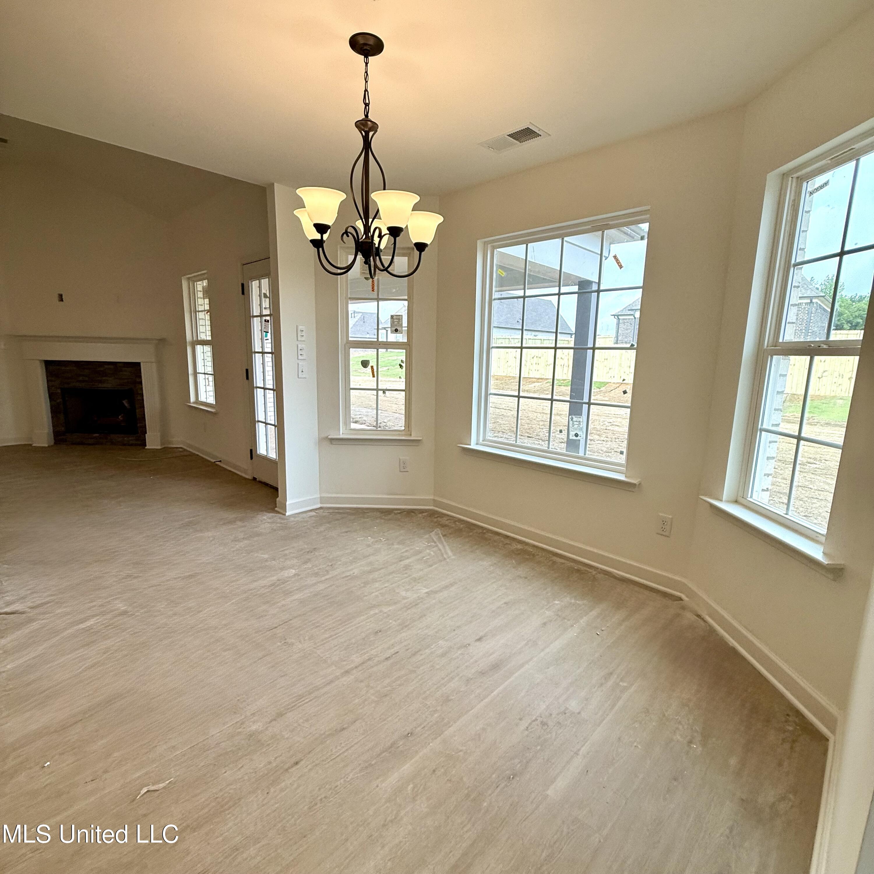 8905 Tucker Lane, Southaven, Mississippi image 17