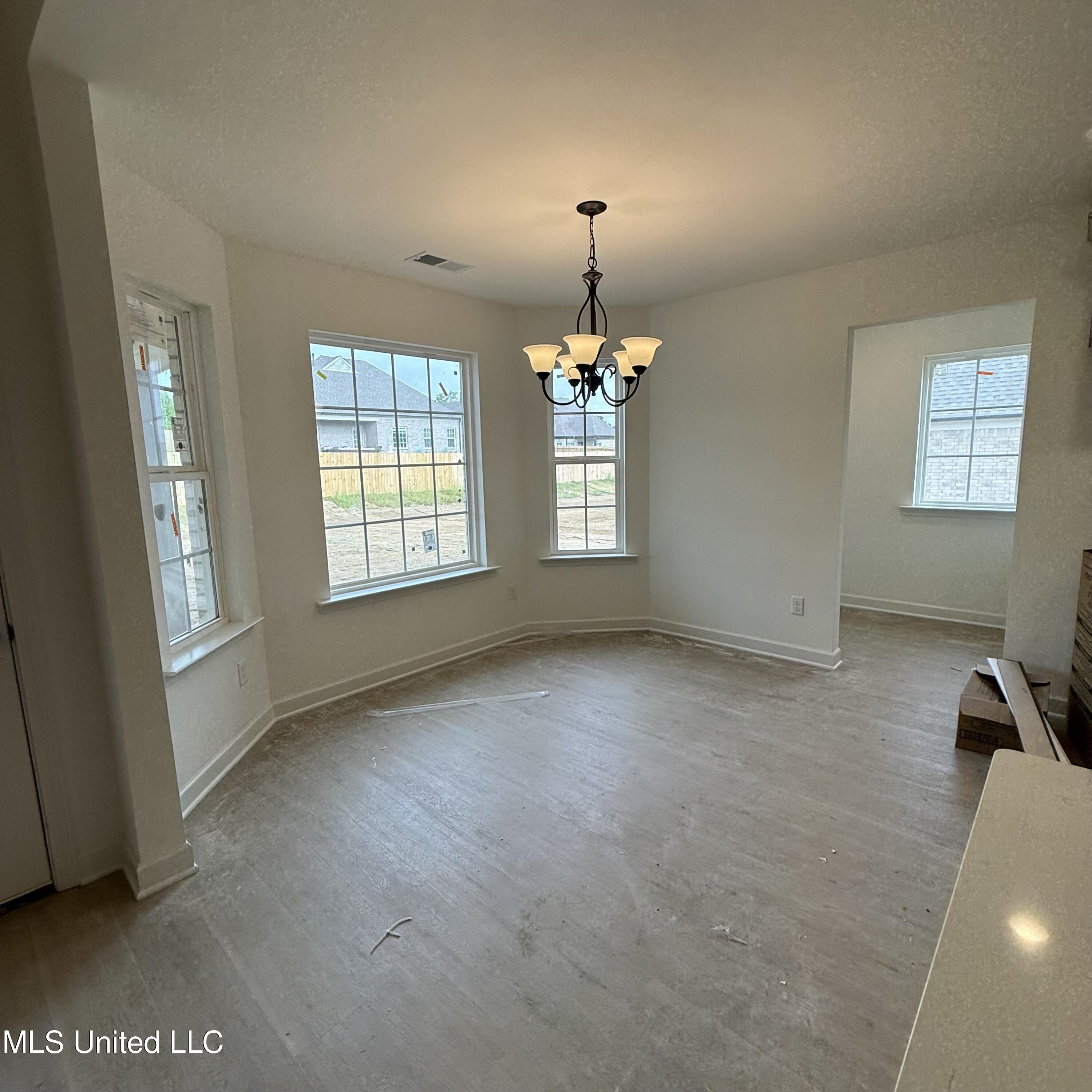 8905 Tucker Lane, Southaven, Mississippi image 13