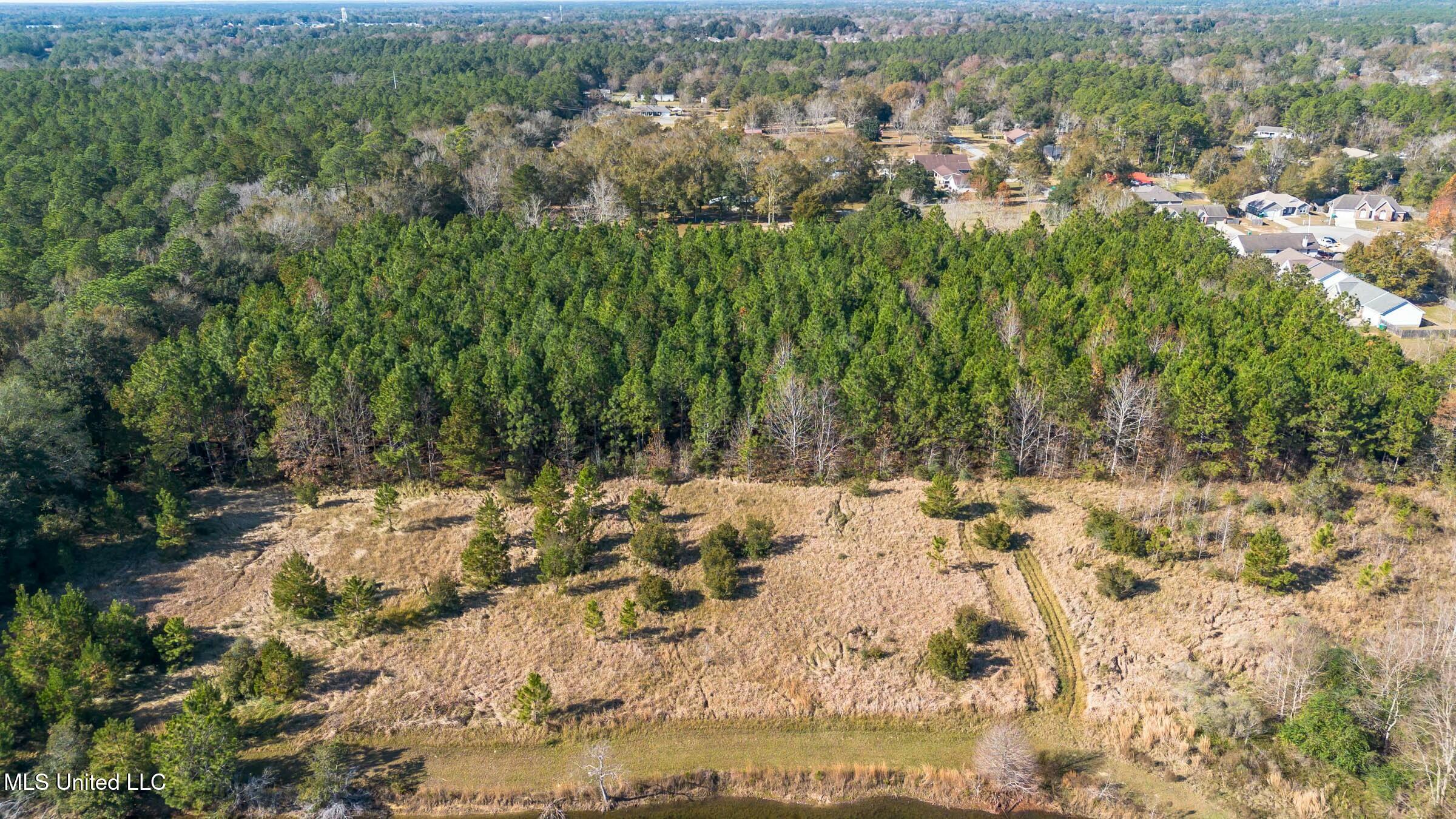 Mays Road, Gulfport, Mississippi image 5