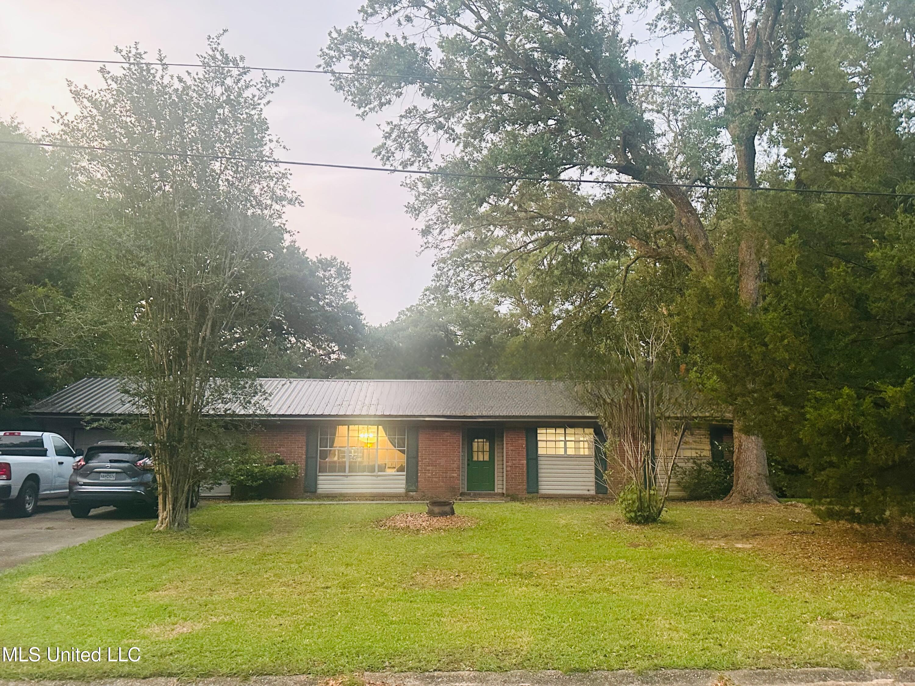 109 W Chipwood Drive, Gulfport, Mississippi image 14