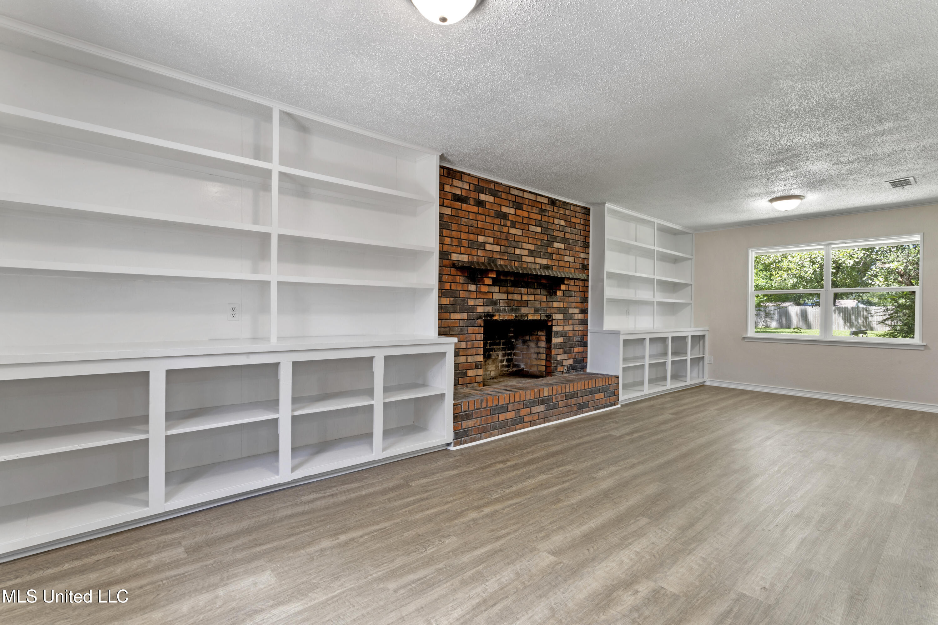 2410 E Birch Drive, Gulfport, Mississippi image 13