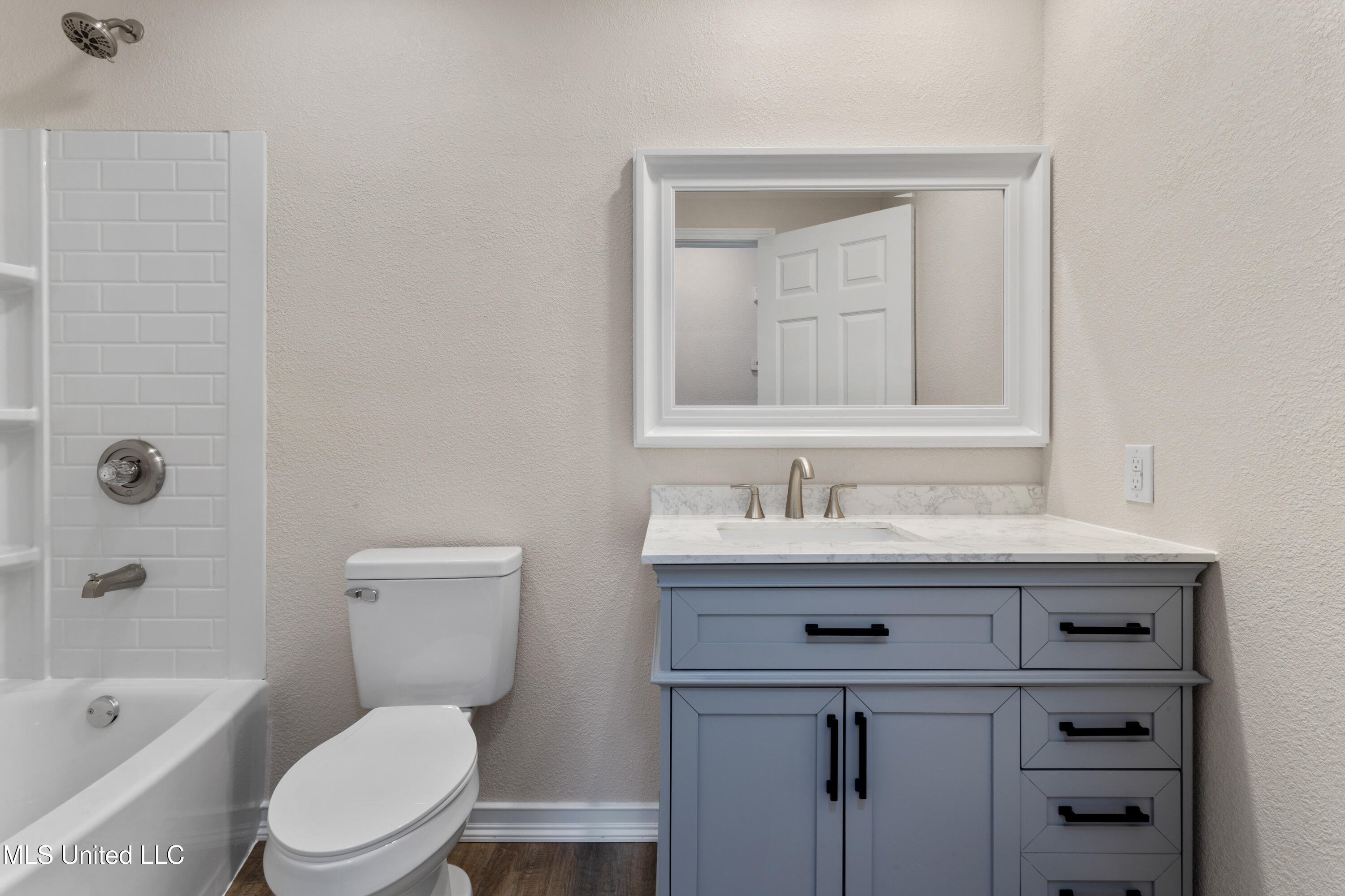 2410 E Birch Drive, Gulfport, Mississippi image 22