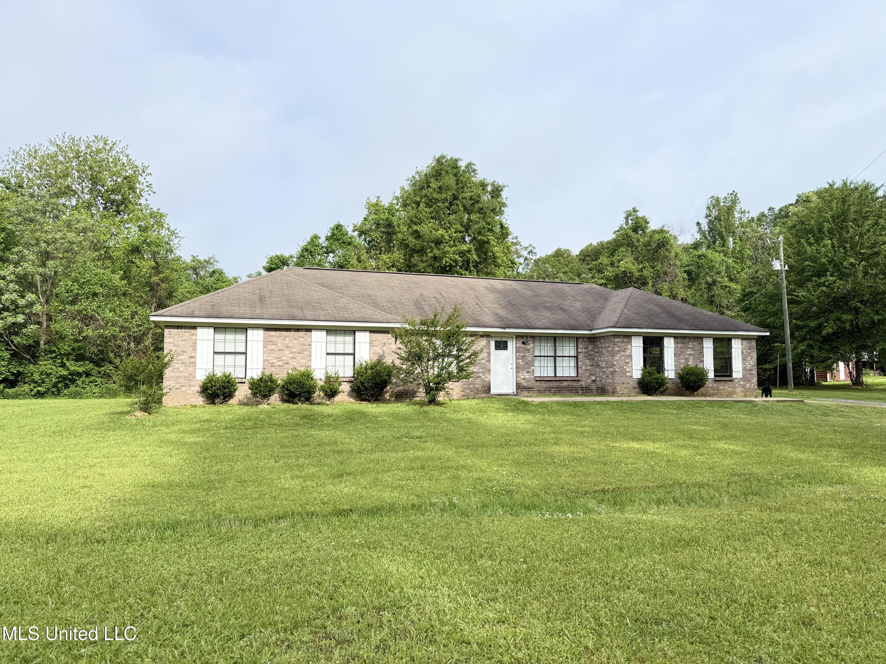 573 Renshaw Road, Yazoo City, Mississippi image 2