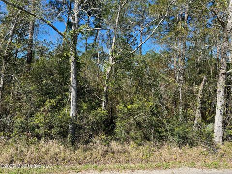 Vacant Land For Sale - Henderson Avenue<br/> Harrison County, Pass Christian, MS 39571