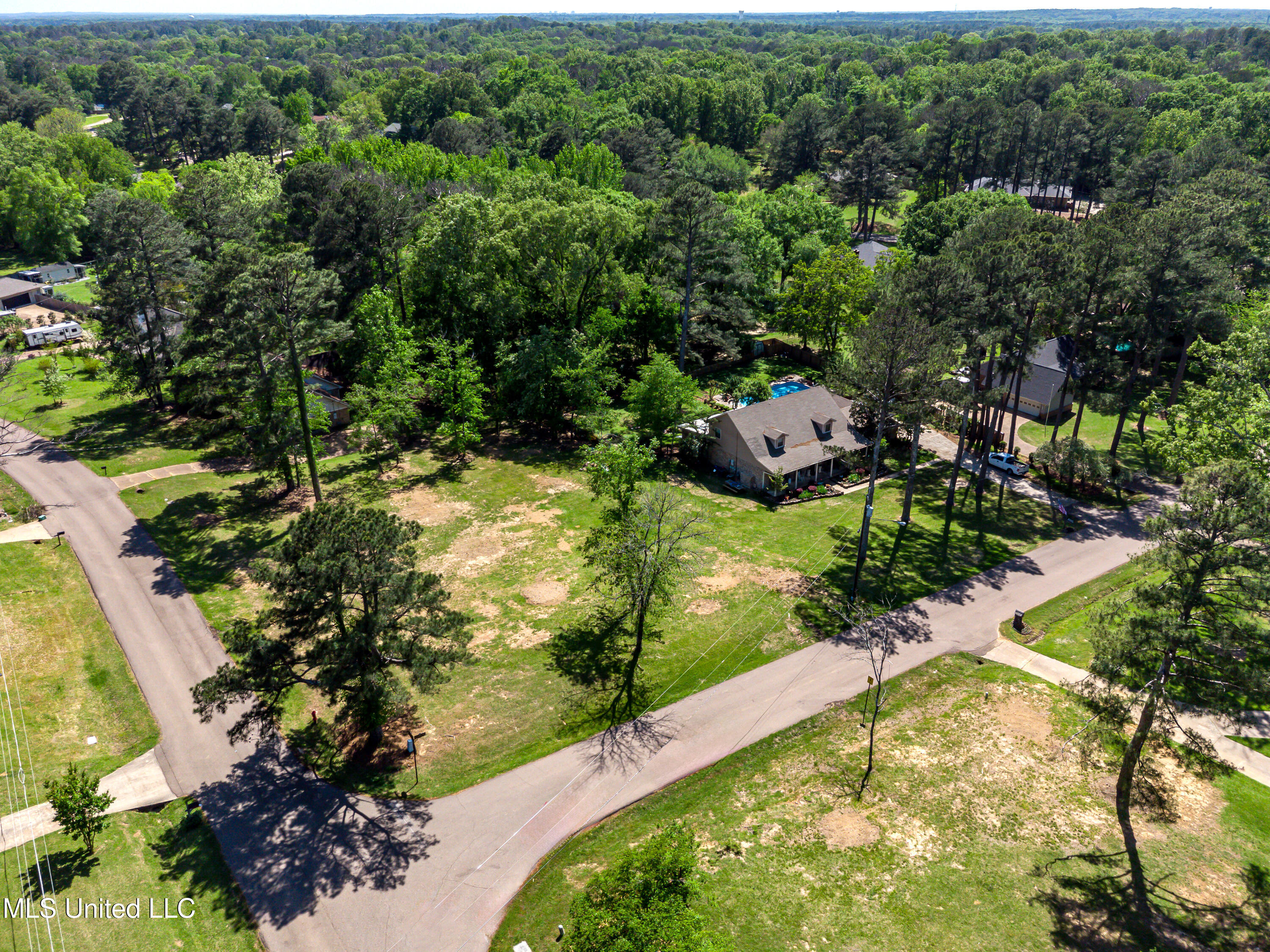 Mescalero Way, Madison, Mississippi image 6