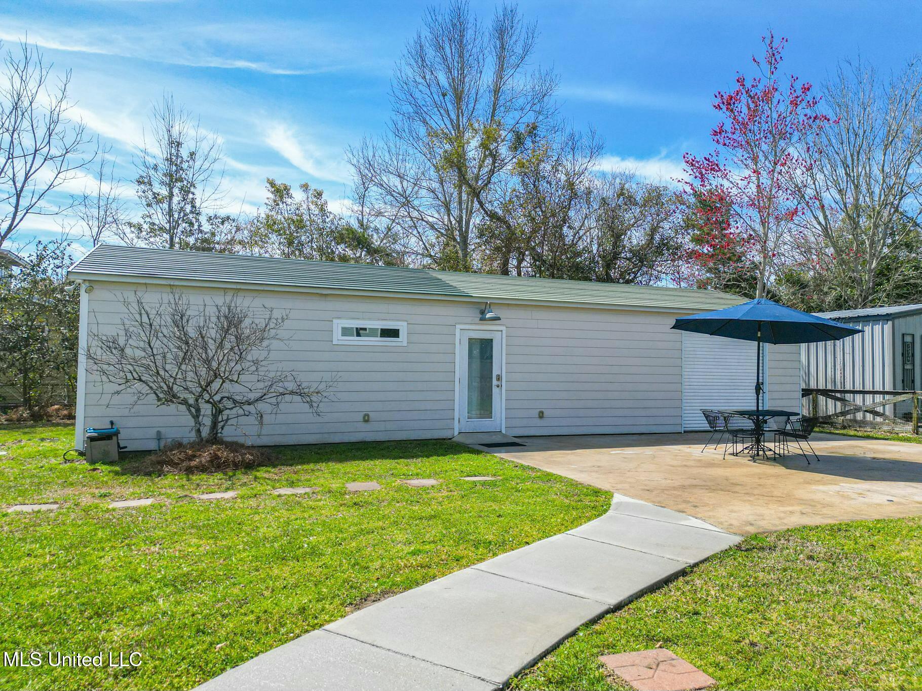 404 Third Street, Bay Saint Louis, Mississippi image 28