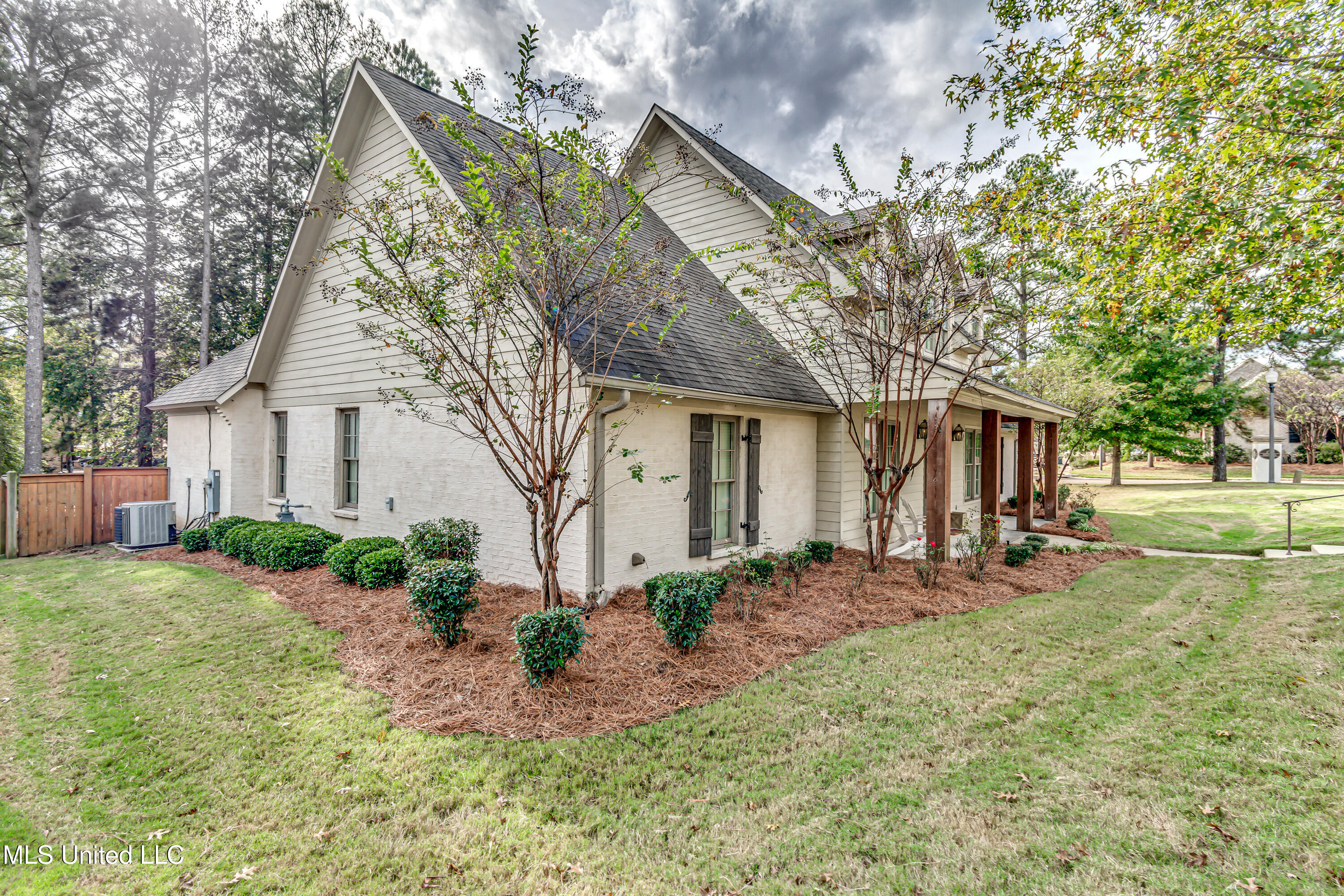 Madison, Mississippi 39110, United States, 4 Bedrooms Bedrooms, ,4 BathroomsBathrooms,Residential,Active,28800