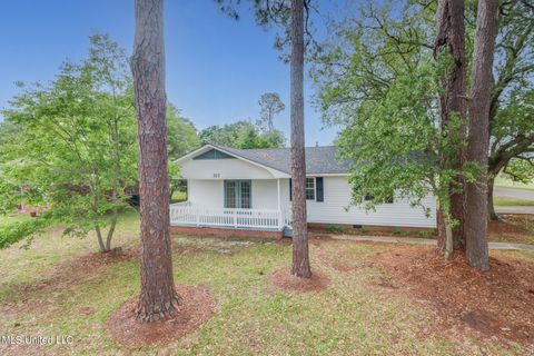 Single Family Residence in Gulfport MS 317 47th Street.jpg