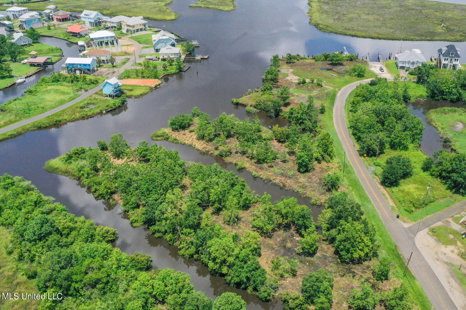 1839 Blue Meadow Road, Bay Saint Louis, Mississippi image 3