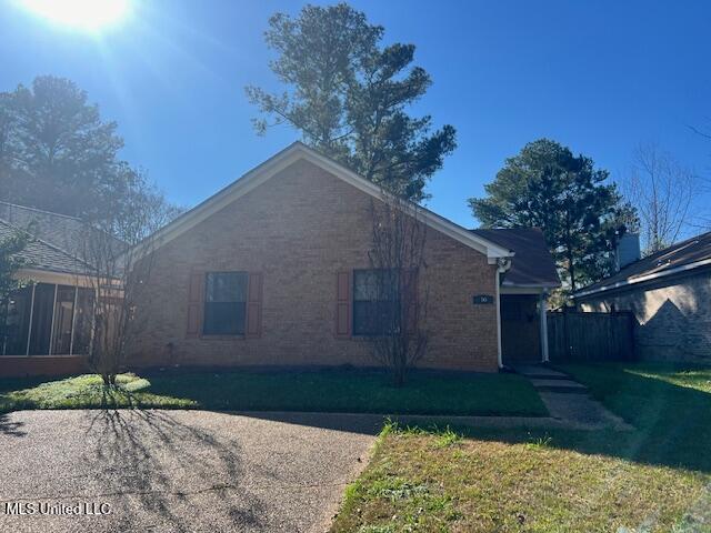 16 Ashland Avenue, Brandon, Mississippi image 1