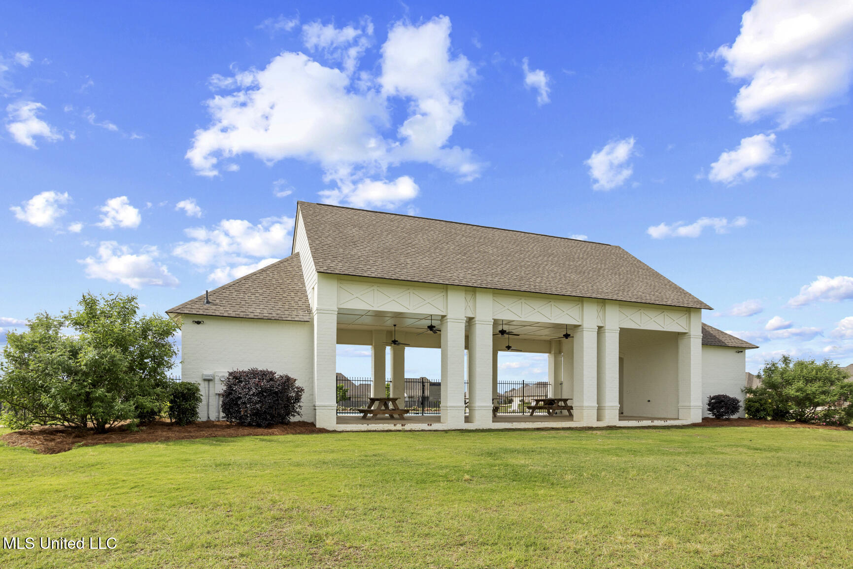 633 Peregan Street, Canton, Mississippi image 38