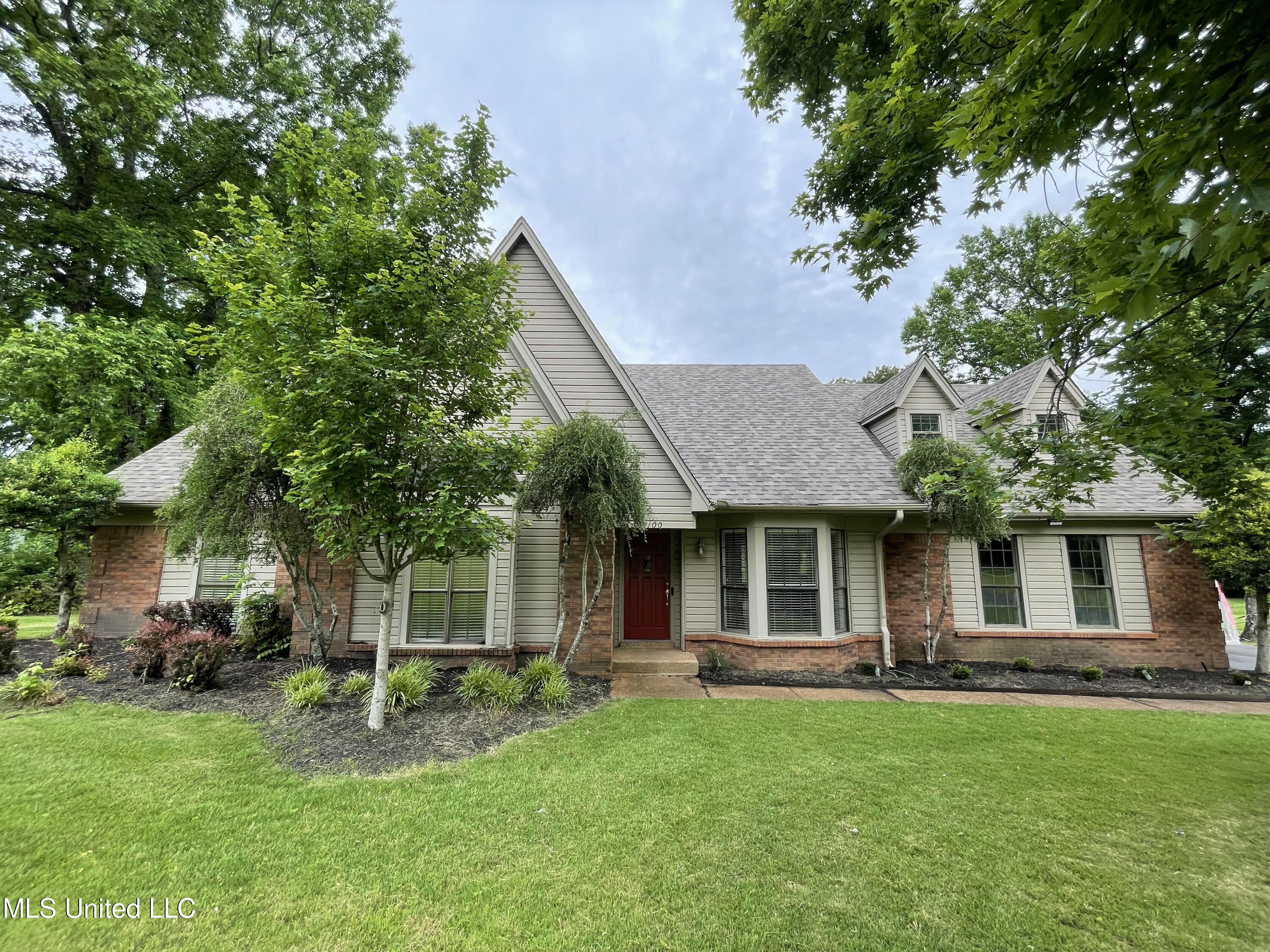 4100 Redwood Drive, Olive Branch, Mississippi image 2