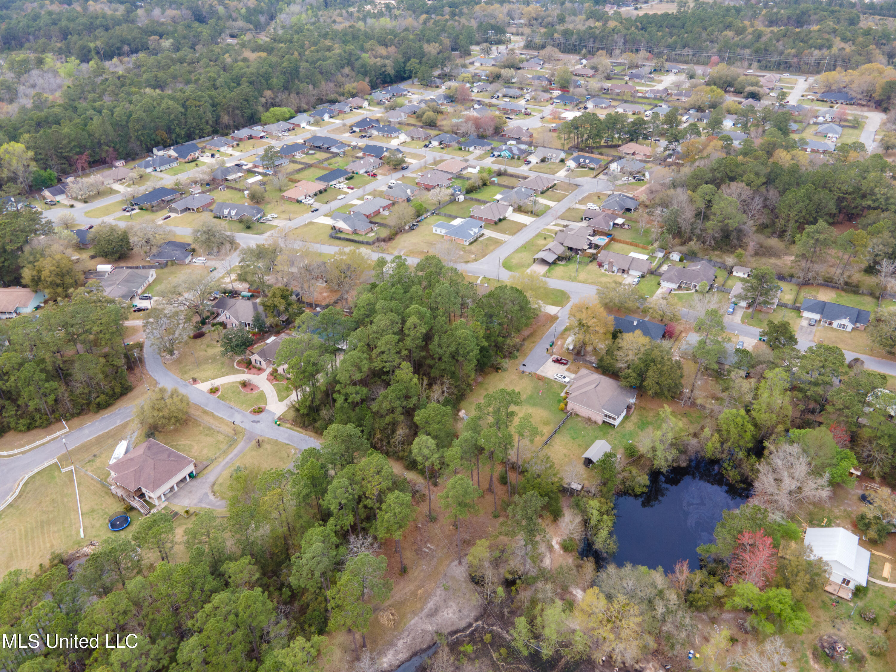 Big Oak & Lake Geneva Drive, Ocean Springs, Mississippi image 6