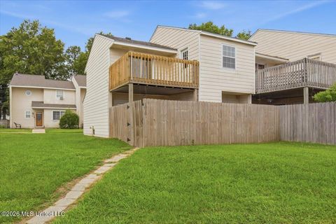 Townhouse For Sale - 1010 Windrose Drive<br/> Brandon, MS 39047