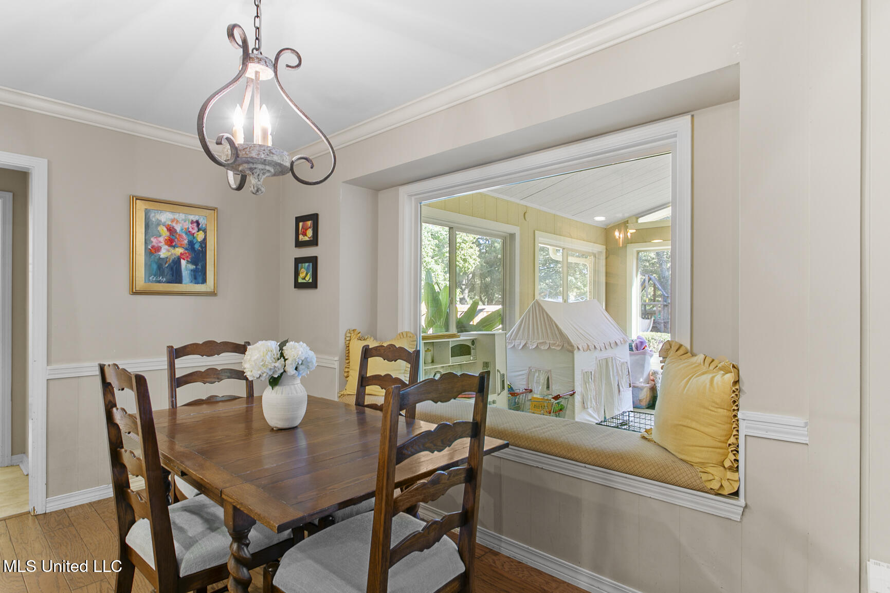 2315 E East Manor Drive, Jackson, Mississippi image 15