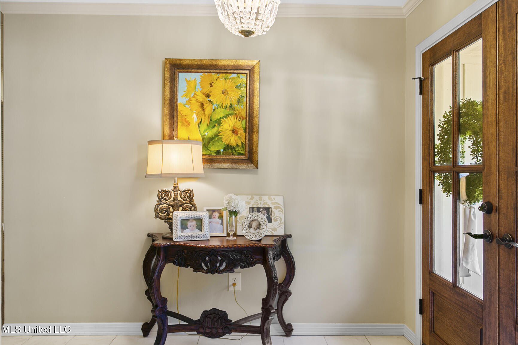 2315 E East Manor Drive, Jackson, Mississippi image 4