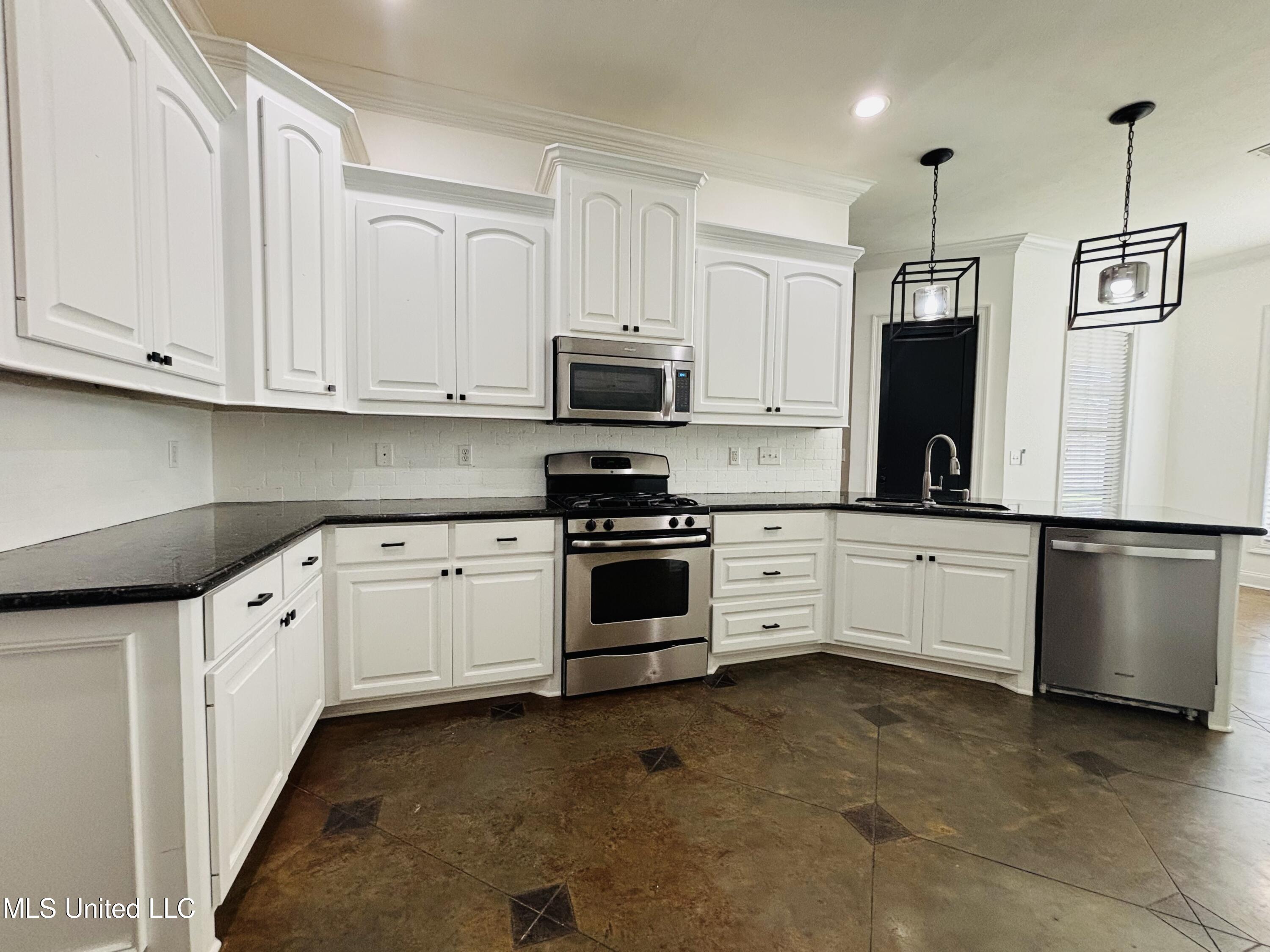 134 Millhouse Drive, Madison, Mississippi image 4