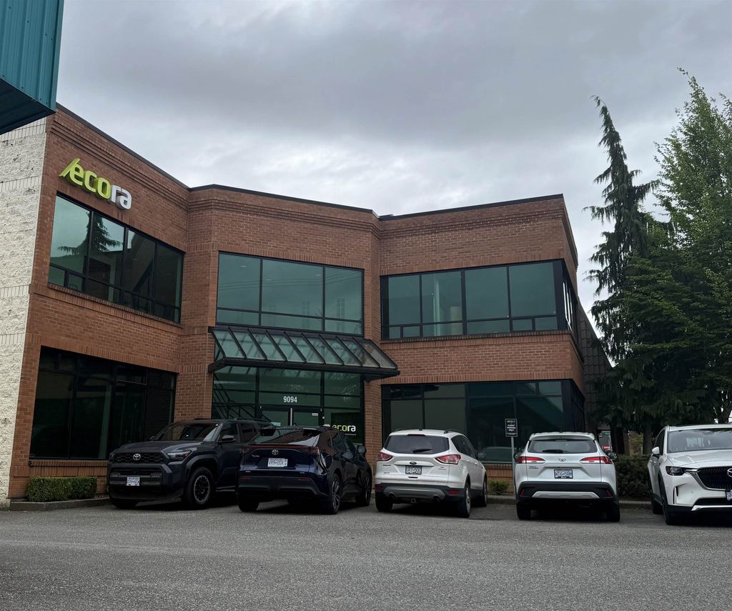 Photo of 9094 Young Road #200, Chilliwack, BC V2P 4R5 (MLS # C8078114)