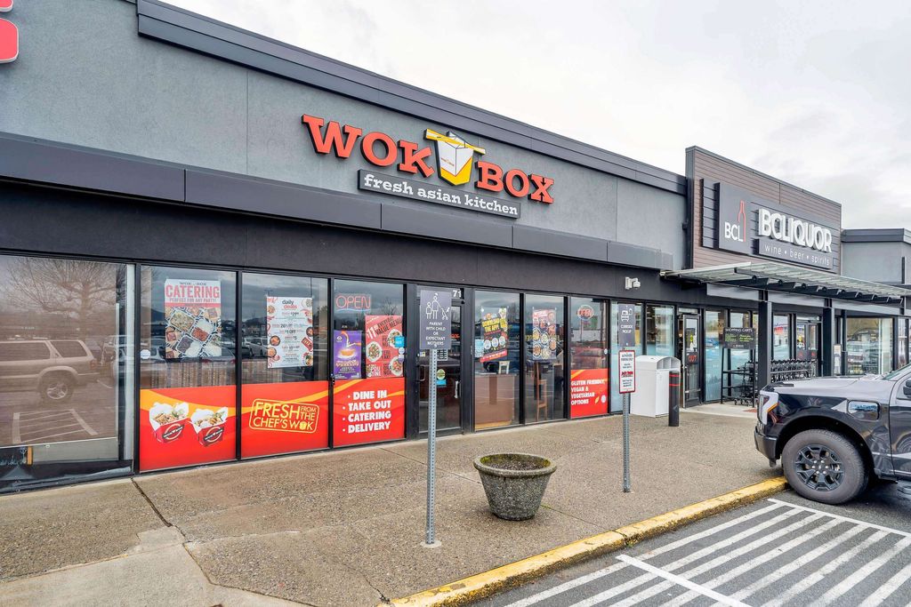 Photo of 32500 South Fraser Way #71, Abbotsford, BC V2T 4W1 (MLS # C8077838)