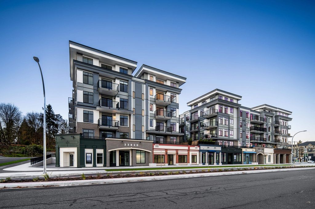 Photo of 33816 South Fraser Way #040, Abbotsford, BC V2S 2C5 (MLS # C8079797)