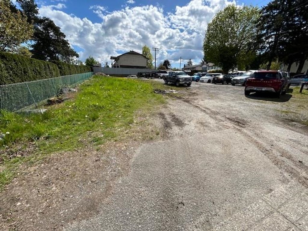 Photo of 23004 Dewdney Trunk Road, Maple Ridge, BC V2X 3L1 (MLS # C8078191)