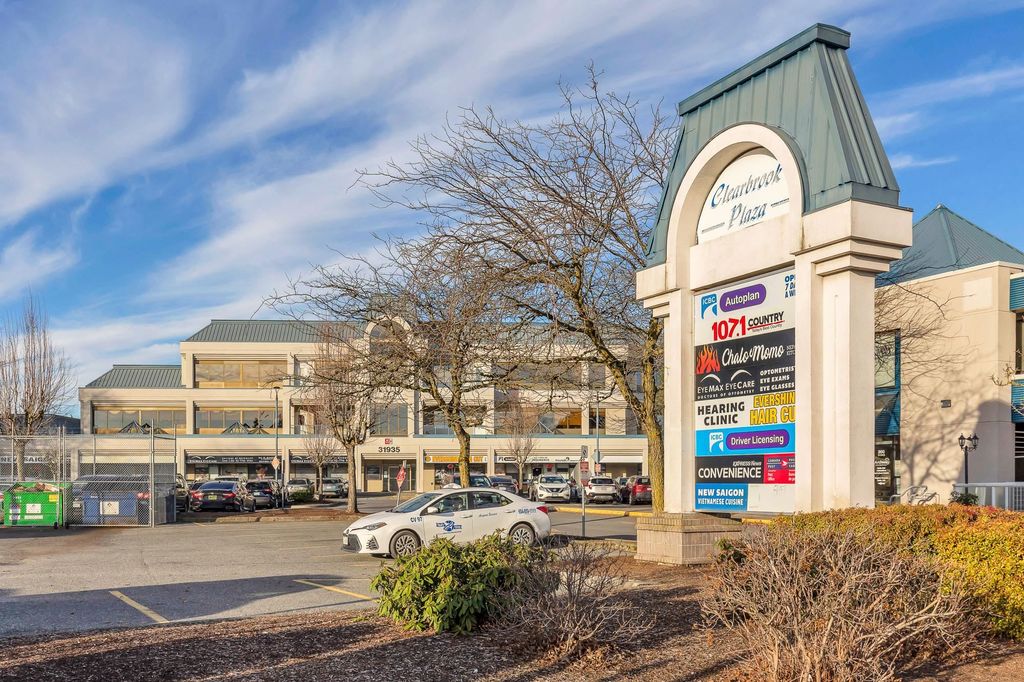 Photo of 31935 South Fraser Way #220, Abbotsford, BC V2T 5N7 (MLS # C8078080)