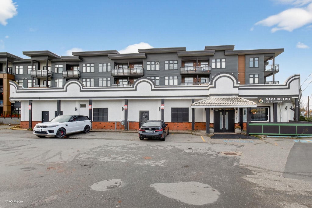 Photo of 20080 Fraser Highway, Langley, BC V3A 4E5 (MLS # C8081811)