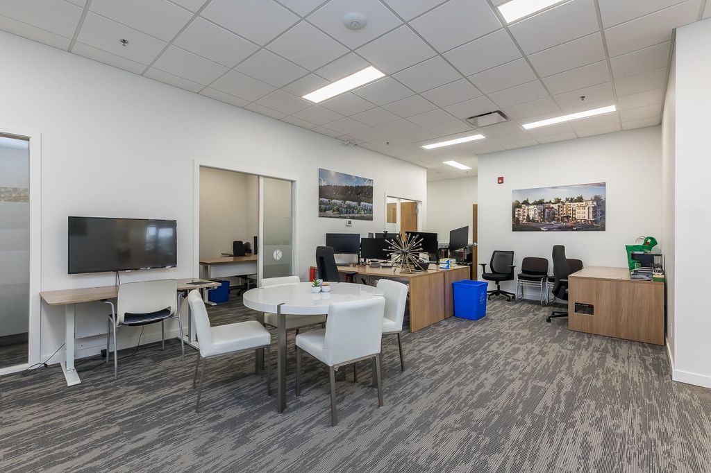 Photo of 43995 Progress Way #105, Chilliwack, BC V2R 0E6 (MLS # C8076153)