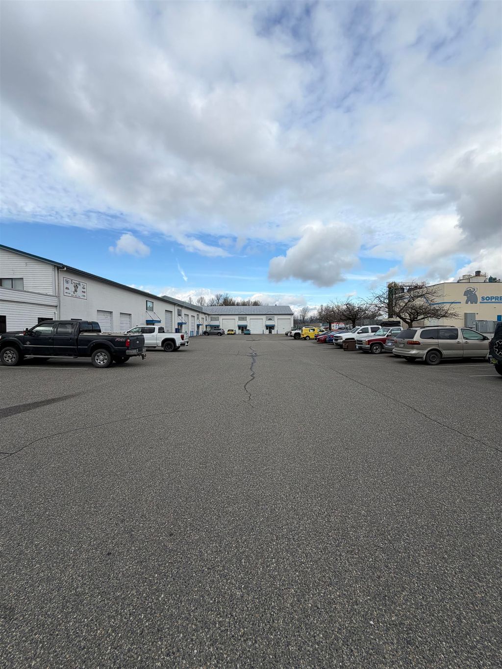 Photo of 44915 Yale Road #D &amp; D2, Chilliwack, BC V6B 3C1 (MLS # C8076882)