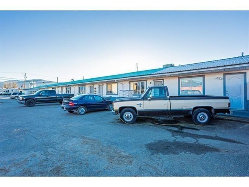 Photo of 44477 Yale Road, Chilliwack, BC V2R 4H2 (MLS # C8077983)