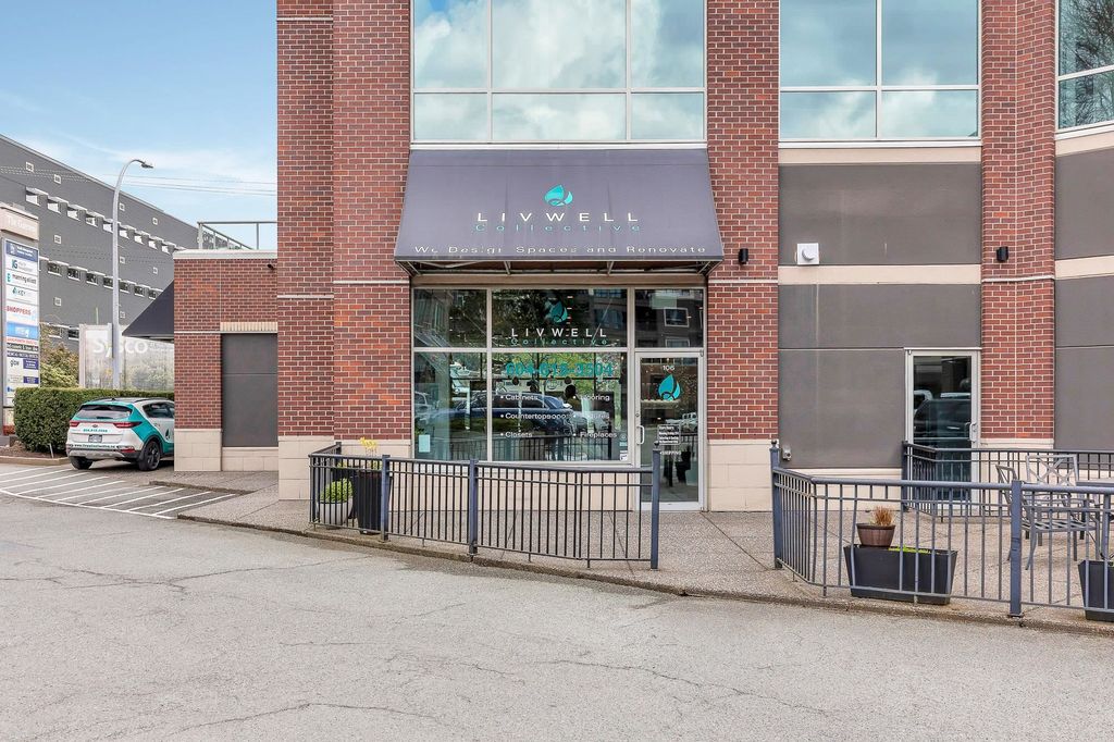 Photo of 2001 Mccallum Road #106, Abbotsford, BC V2S 3N3 (MLS # C8078044)