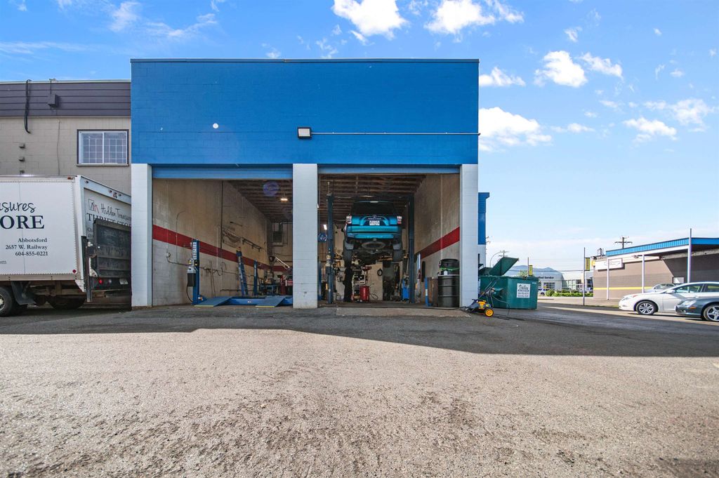 Photo of 45911 Airport Road, Chilliwack, BC V2P 1A3 (MLS # C8076919)