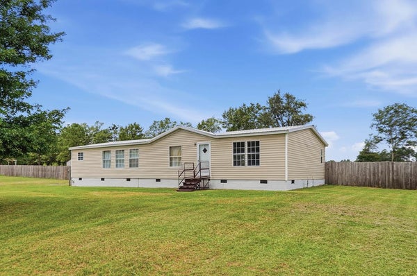 116 CASE RD, SYLVESTER, GA 31791 - Image b7bbc748e4d2fcb2950c1bdef3957385/4210664280