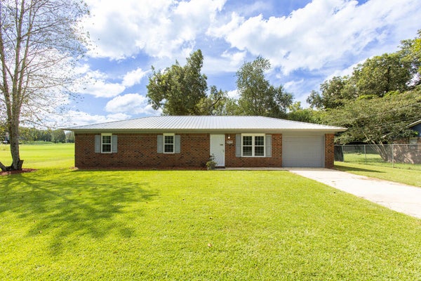 1322 MCKENZIE RD, ALBANY, GA 31705 - Image c5f1ed7a2a8690a7fa7bb2a99076f43f/1936745015
