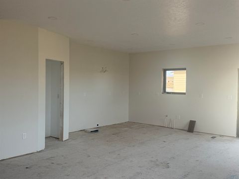 Tiny photo for 1026 15th St Cir NE, Sioux Center, IA 51250 (MLS # 831532)