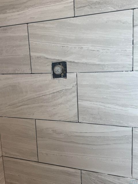 Tiny photo for 1026 15th St Cir NE, Sioux Center, IA 51250 (MLS # 831532)