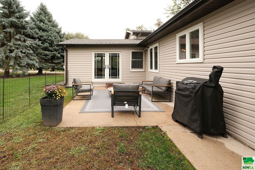 Photo of 508 Zuider Zee Drive SE Dr, Orange City, IA 51041 (MLS # 830373)