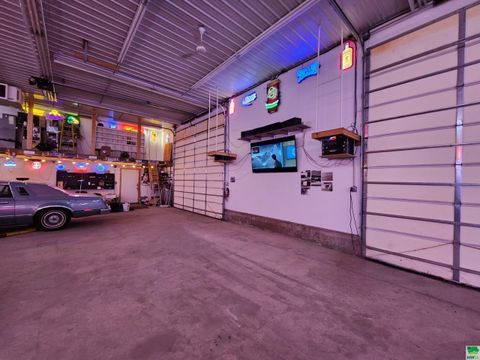 Tiny photo for 822 5th Street, Sheldon, IA 51201 (MLS # 827349)